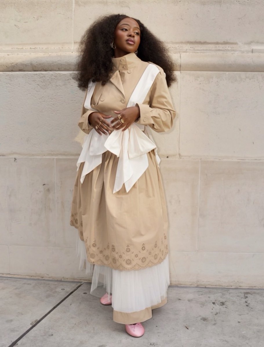 bridgertonupd's tweet photo. Masali Baduza for Netflix Upfront https://t.co/GRaywrnVEq
