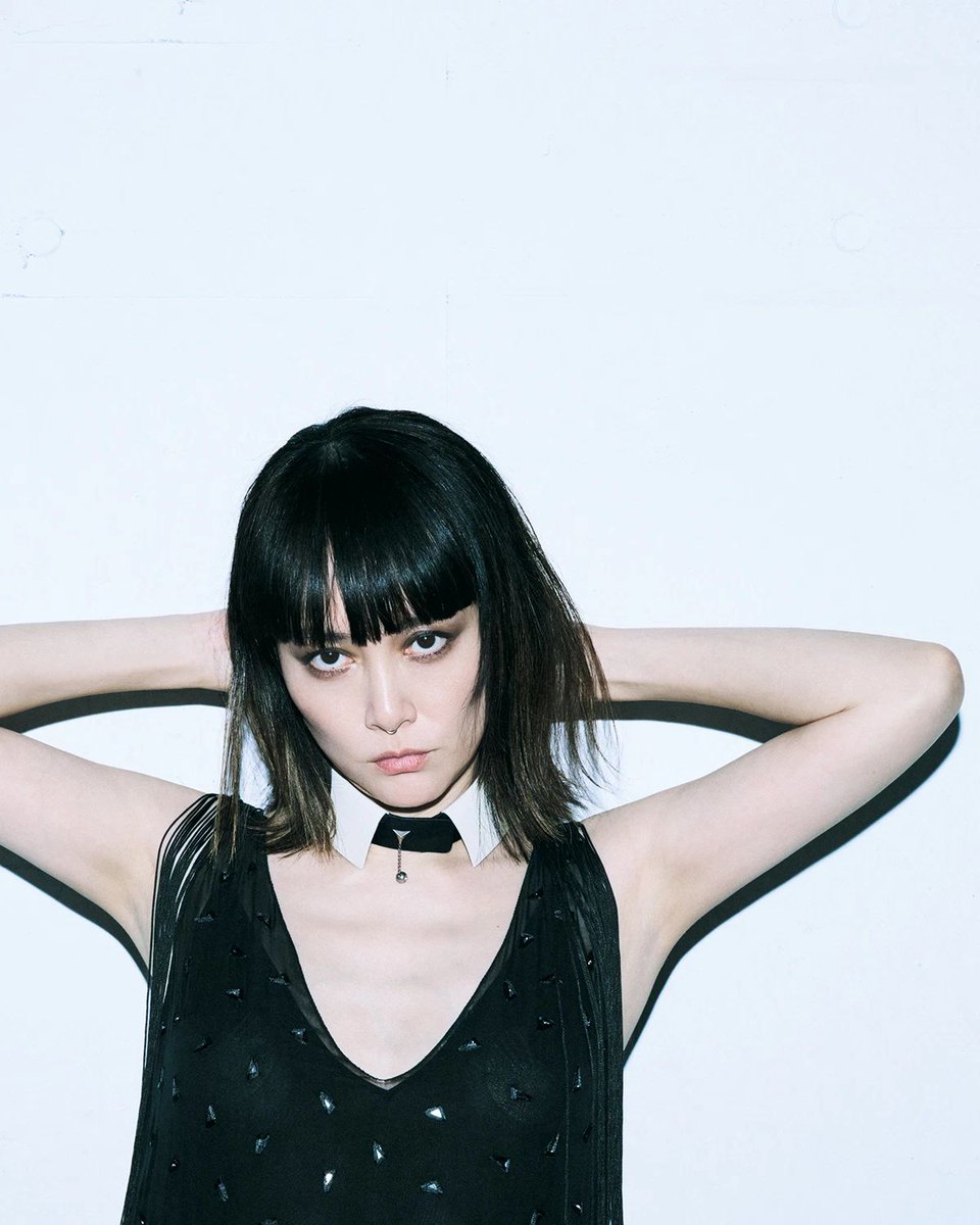GINZA_magazine's tweet photo. 菊地凛子の“タイトルはつけない”という美学 https://t.co/icQhiV8jqo https://t.co/CXaI5HFJQ0