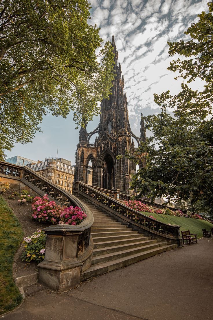 reminiscinbby's tweet photo. Edinburgh, Scotland https://t.co/Xo3zbwrjnW