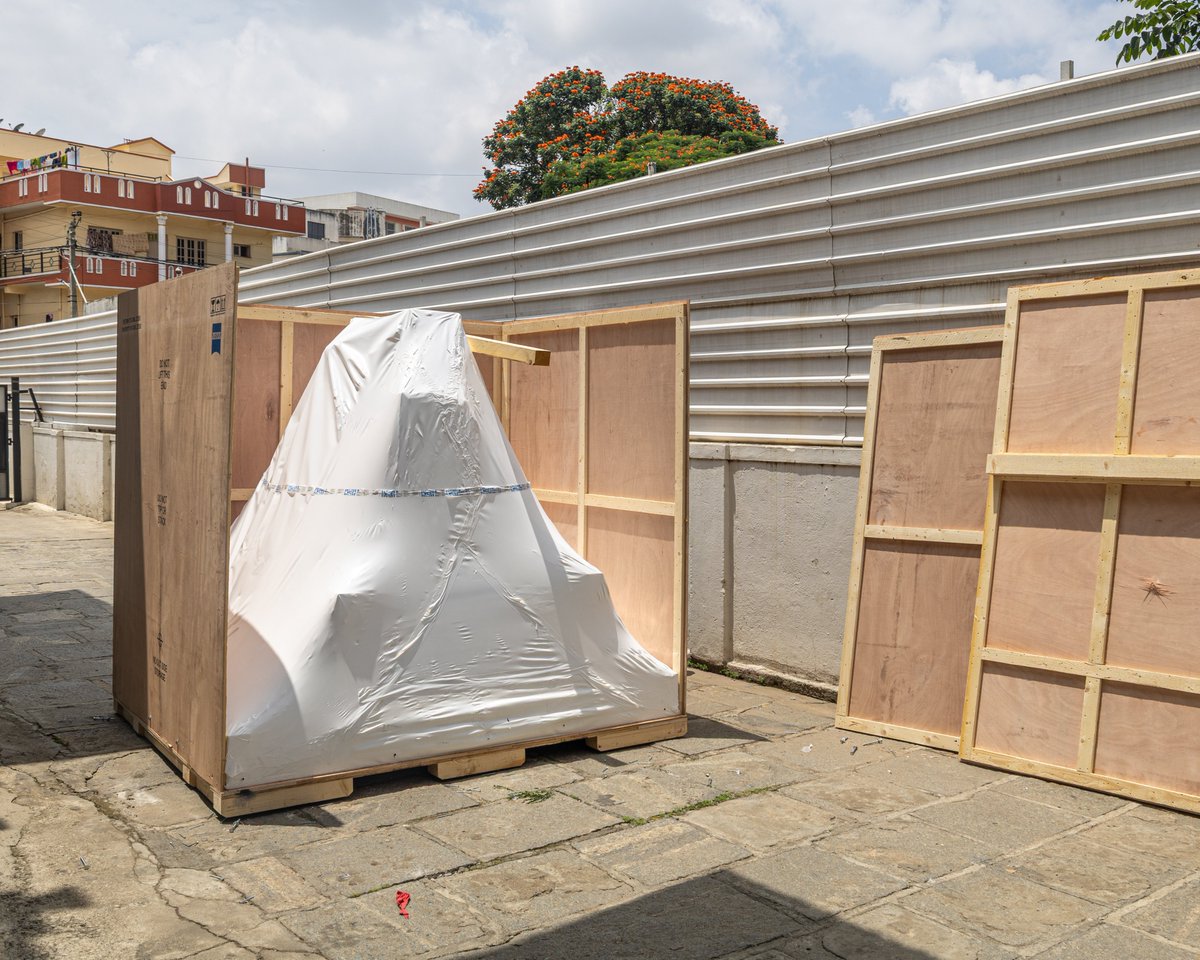 etherealmachine's tweet photo. This is the crate everyone came out to watch being opened.

Inside it, a ZEISS coordinate measuring machine. Granite base, a bridge that travels across it, and, from now on, the final word on whether anything we make is right.

Metrology runs on a rule of ten. The instrument doing the checking has to resolve about ten times finer than the tolerance it checks. Ten times finer is what separates passed from close.

Every machinist here now has something harder to satisfy. Nobody seems to mind.
We built the machines that cut. We bought the one that judges.

The red braces are still on. When they come off, we will show you the first part it measures.

#Metrology #PrecisionEngineering