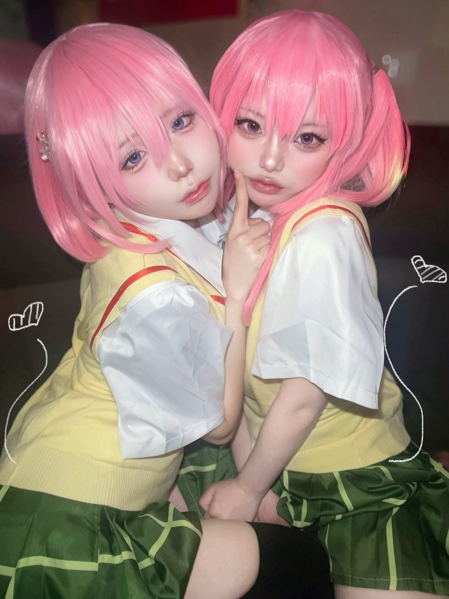 o8_ragi's tweet photo. ⚠︎︎しっぽ白色落書き
cos ToLOVEる / モモ 😈 ナナ 
 #Cosplay https://t.co/zF1tA8RxqP