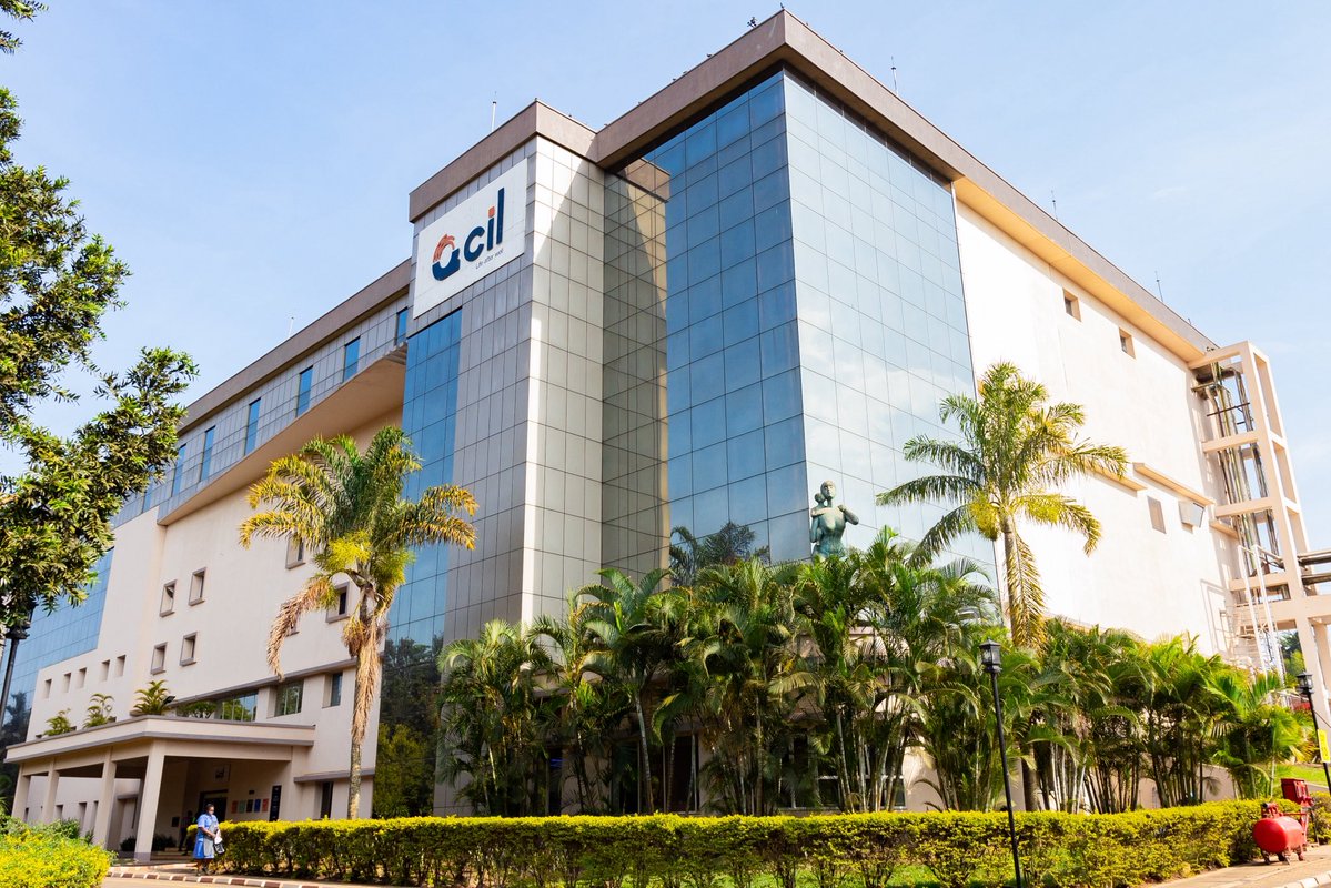 CanaryMugume's tweet photo. Quality Chemical Industries Ltd (@qcil_uganda2) has signed a sublicence with the Medicines Patent Pool to make and supply a generic version of baloxavir marboxil — a single-dose antiviral for influenza. Deal announced at a UNGA side event in New York, backed by Roche.

#UNGA #Lifeafterwell  #KeepingAfricaAlive