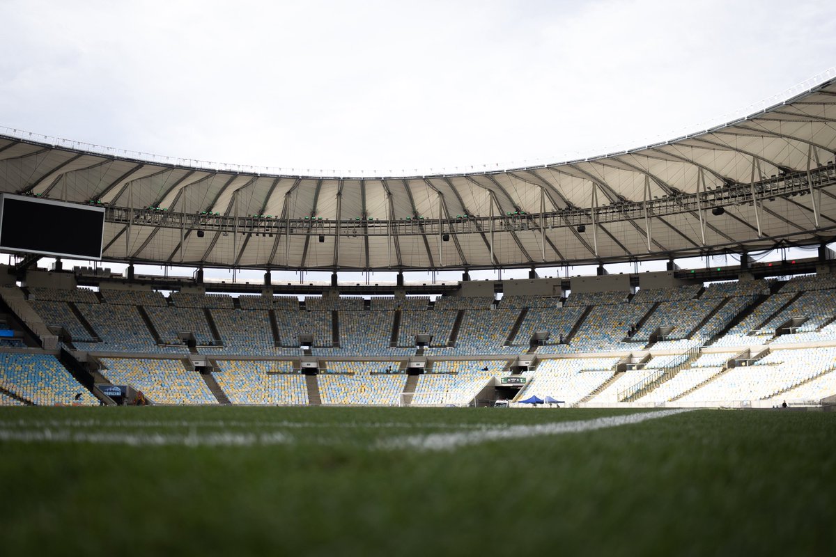 futebol_info's tweet photo. 🚨 AGORA! | Flamengo e Fluminense NÃO vão liberar o Maracanã para o Vasco jogar contra o Boca Juniors, pelas semifinais da Sul-Americana.

A diretoria cruzmaltina já sabe da negativa. A única alternativa é recorrer à Justiça.

"NÃO VAMOS LIBERAR. Eles (Vasco) já sabem, mas nada impede de eles recorrerem à Justiça", disse uma pessoa do Fla.

🗞️ @venecasagrande 
📸 Matheus Lima/CRVG