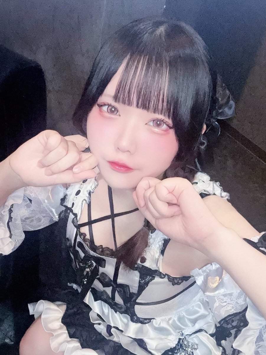 _nx2lll's tweet photo. ♡ https://t.co/6QAM6vlvyd