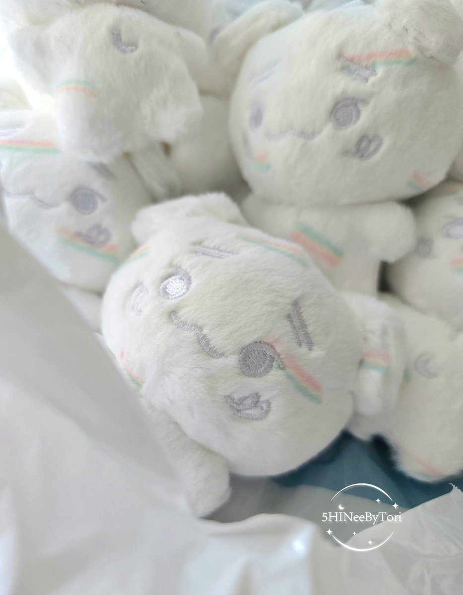 5HINeeByTori's tweet photo. 🌈 Jjongneun Pre-order Batch #2

I will open a pre-order this evening at 6pm, so please share this to as many people as possible, so that we can get it funded asap ~ Shop closes Nov 1st.

Orders needed: 50
Funding time: 14 days max

✨️ Group order:

If there are anyone willing to open a group order for Europe that is based in the UK, please let me know!

Group orders for Korea and Japan are also welcome 🩵

#종현 #샤이니 #Jonghyun #SHINee