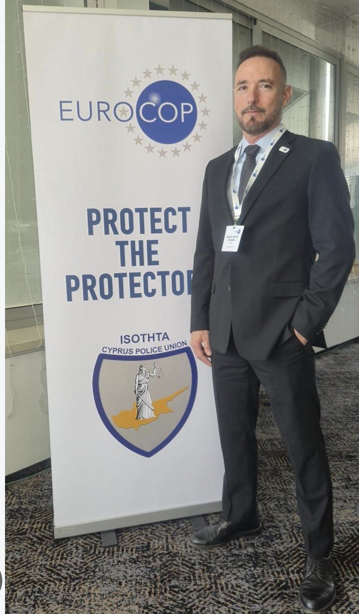 ARPolicias's tweet photo. CONFIRMADO👌 el Presidente @Euro_COP D.Roberto García González,intervendrá en la JORNADA LIBERTAD SINDICAL POLICIAL PROGRESISTA 29 Octubre. Madrid 🇪🇸🇪🇺 https://t.co/yVYlSFNKF0