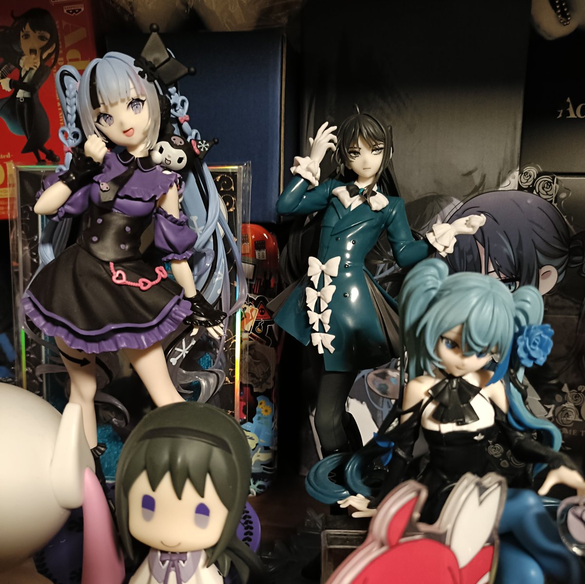 Calaverauraura's tweet photo. 💙Ado × KUROMI💜のフィギュアを出すのだ。さすれば世界は救われるだろう。 https://t.co/43IgZT5rhr