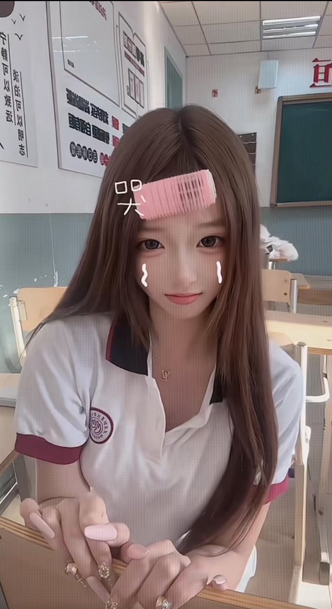 YKK65589200's tweet photo. 继续发福，我真的不要🚪 

 真的给b看 不信你试试   

 我真的是女菩萨 https://t.co/nvmTCYXuY0