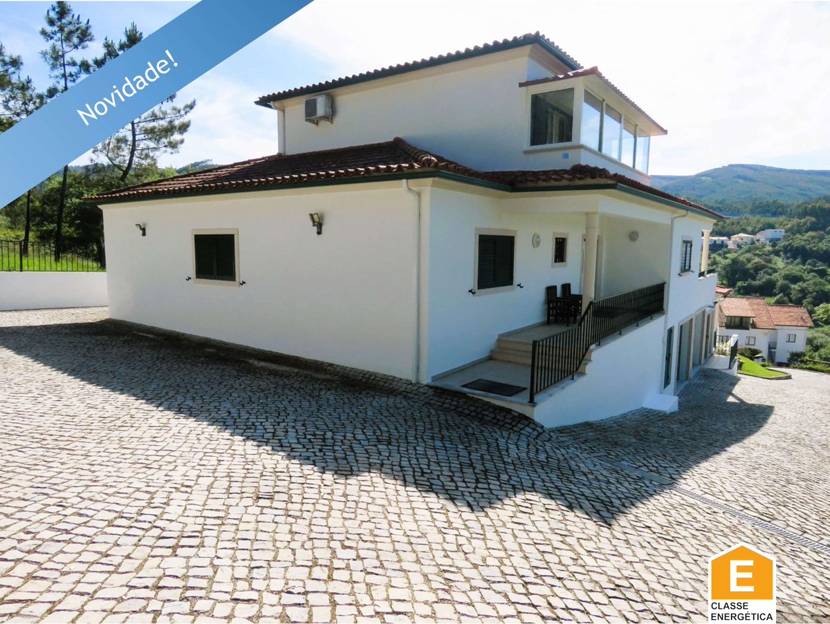 rainhavip's tweet photo. ＮＯＶＩＤＡＤＥ |✔️𝐌𝐨𝐫𝐚𝐝𝐢𝐚 𝐩𝐚𝐫𝐚 𝐯𝐞𝐧𝐝𝐚!
Moradia T4 com garagem e piscina aquecida - Penela, Coimbra

👉 https://t.co/1EDdULlQM5

#Coimbra #Penela https://t.co/QVD6Dz4cz4