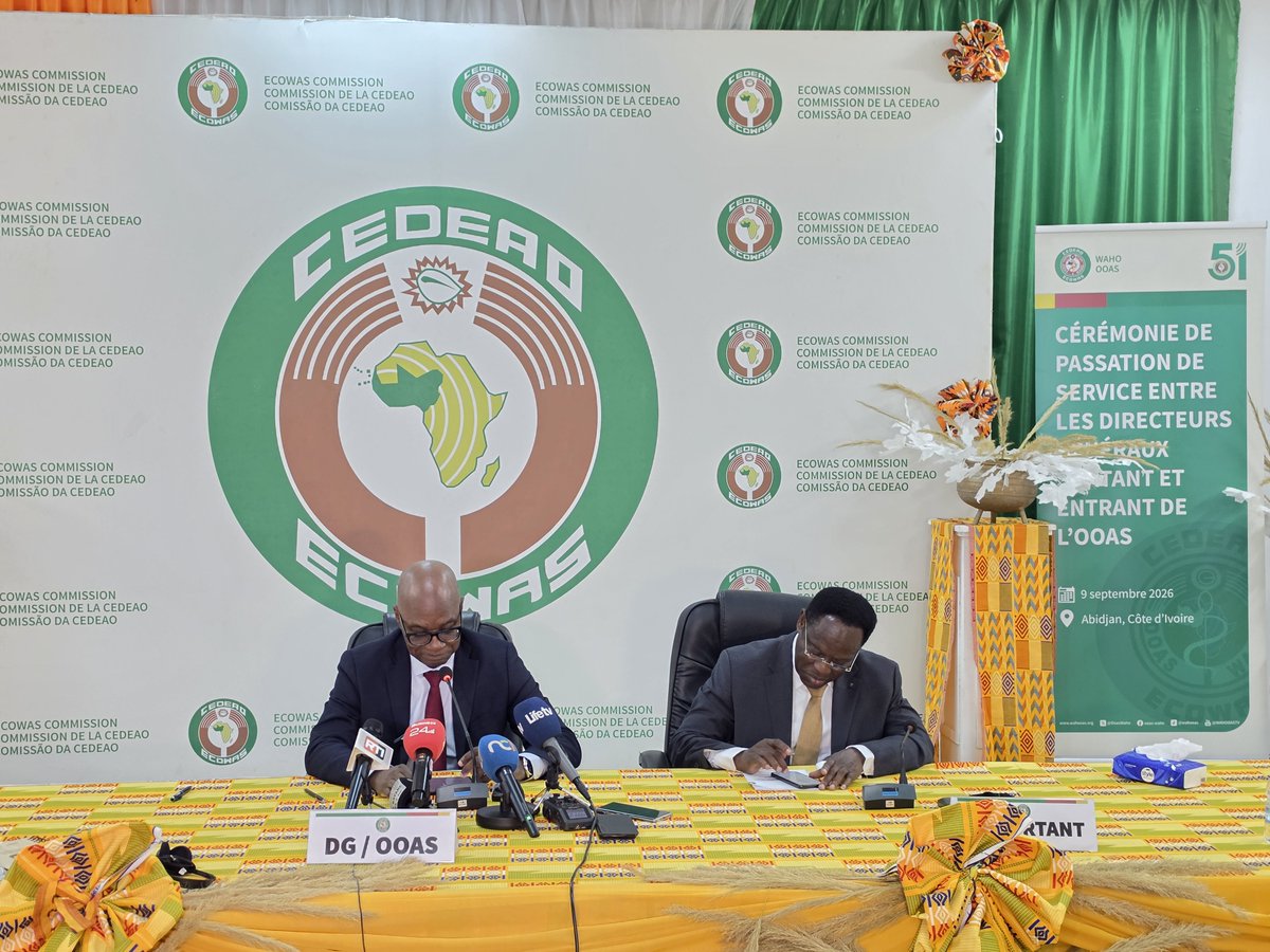 DG_OOASWAHO's tweet photo. @OOASWAHO  welcomes its new Director General, Professor Palokinam T. PITCHE, in Abidjan and pays tribute to outgoing Director General Dr Melchior Athanase J. C. AÏSSI, following four years of service at the helm of the Organisation.

The ceremony marked a moment of institutional continuity and the beginning of a new chapter in WAHO’s mission to advance the health and well-being of people across the @ecowas_cedeao  region.

🔗 Read the full article: https://t.co/qhJAnixRk7

#WAHO #ECOWAS #WestAfrica #Health