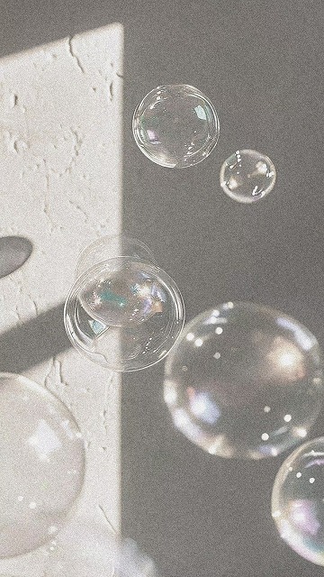 IsabellaAnaecqu's tweet photo. なんで一日中雨降ってんねん。外出るのめんどくさいから家で音楽作ってたけど、せっかく良いメロディできたのに、全然歌詞が浮かばんのよ。外の音に邪魔されてんのかな

#繋がりたい https://t.co/iKtzKvGKNi