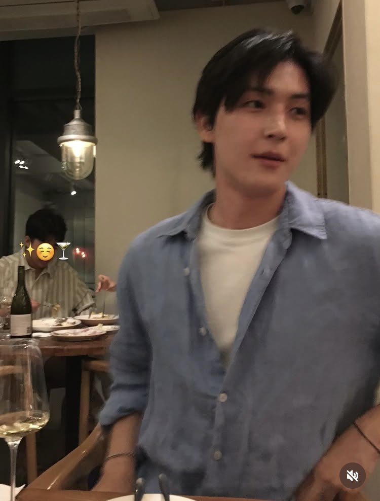 BWMG1219's tweet photo. ドウさん💚
幸せそうな楽しい写真ありがとうございます🥰
見てるだけで癒されます〜💚💙

CR DOWoooo_ IG
#도우 https://t.co/ts4ji5uzBh