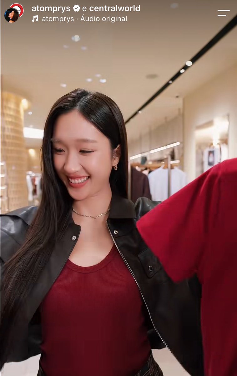 fayeatombr's tweet photo. 🍑 Atom × Happy Dates at Central 💕

Uma collab de sucesso entre Atom e CentralwOrld! A Atom transformou o “Happy Date” em um verdadeiro momento de romance e diversão! 

Vamos engajar!

🔗 https://t.co/HUGon26Bcp

#AtomPariya
#อะตอมปริยะ
#HappyDatesAtCentral
#CentralPattana
#Centralworld
@atomprys