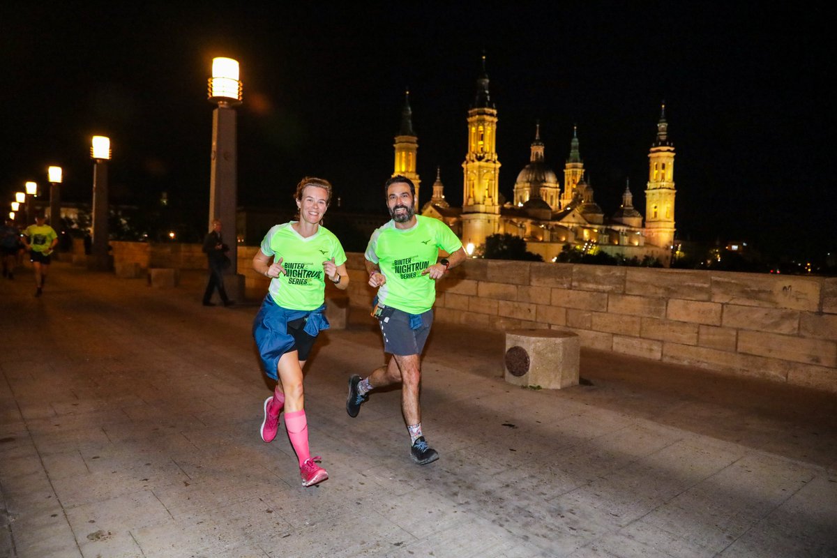 BinterNightRun's tweet photo. Zaragoza se prepara para volver a correr de noche con la #binternightrun by @heraldoes  

La cita contará con las distancias 5K y 10K, además de la Milla Verde Familiar, cuya recaudación se destinará íntegramente a @SpecialAragon

INSCRÍBETE YA:
https://t.co/snNghnrYQK https://t.co/b28OTNFV05