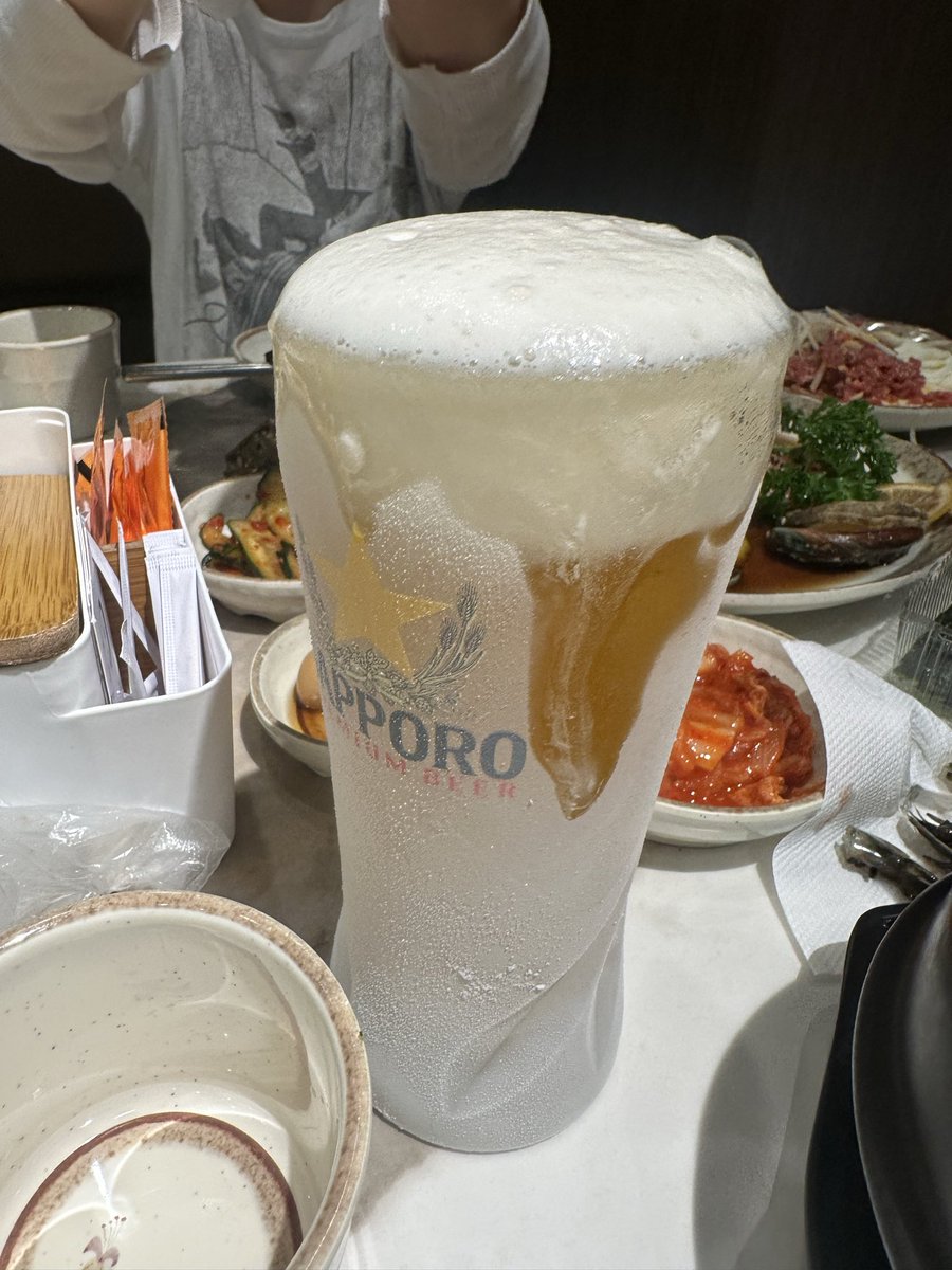 Backtointernet's tweet photo. 昨夜食べた韓国料理です〜。
「四川韓国人会」の認定を受けた、本格的な韓国料理のお店だそうです。
韓国と日本は地理的にはそれほど離れておらず、使う食材にも共通するものが少なくないのに、好まれる味付けはかなり違うんだなと改めて感じました https://t.co/XN2Yel4iwv