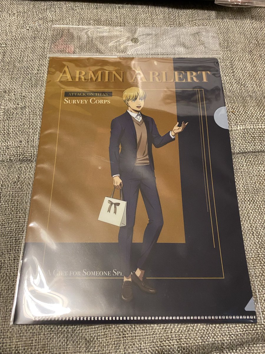 feles444Hz's tweet photo. #進撃の巨人 #アニ・レオンハート #アルミン・アルレルト 
アクスタしか買わないつもりが…可愛すぎて🥰
今月出費やばいのに💸
でも、アニがいてくれるだけで嬉しい💕
ラインナップに入れてくださって感謝です🙏✨ https://t.co/HvJADnCxj7