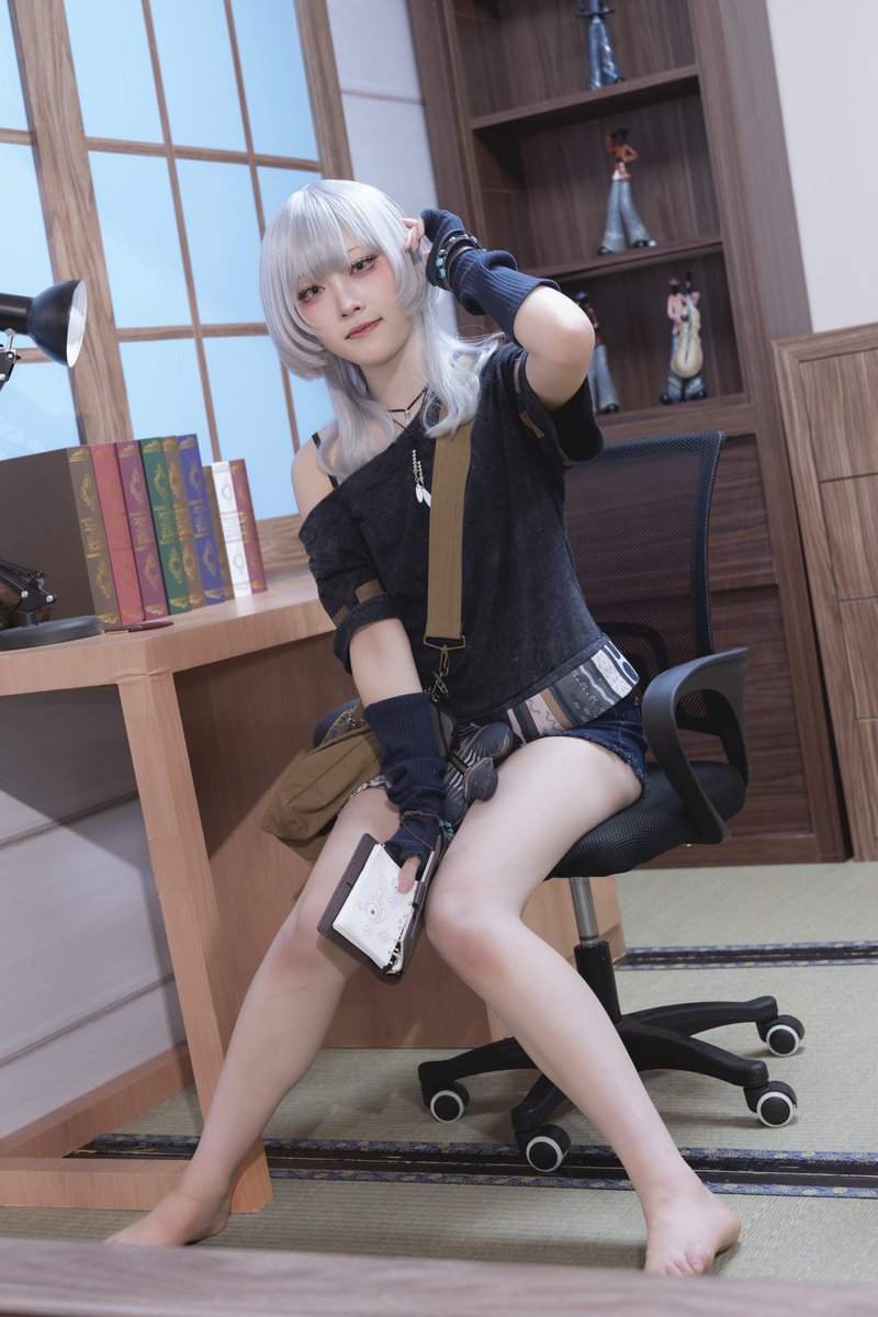 hayato_sino's tweet photo. - cosplay -
ファレイドリア / ミニエ
Model:あるさい さん(@arukusaigaii)
あるさいさんが1階に居るタイミングを
探してブース何往復かした🤣
#ファレイドリア #FAREIDORIA #TGS2026 https://t.co/05trd1p8XH