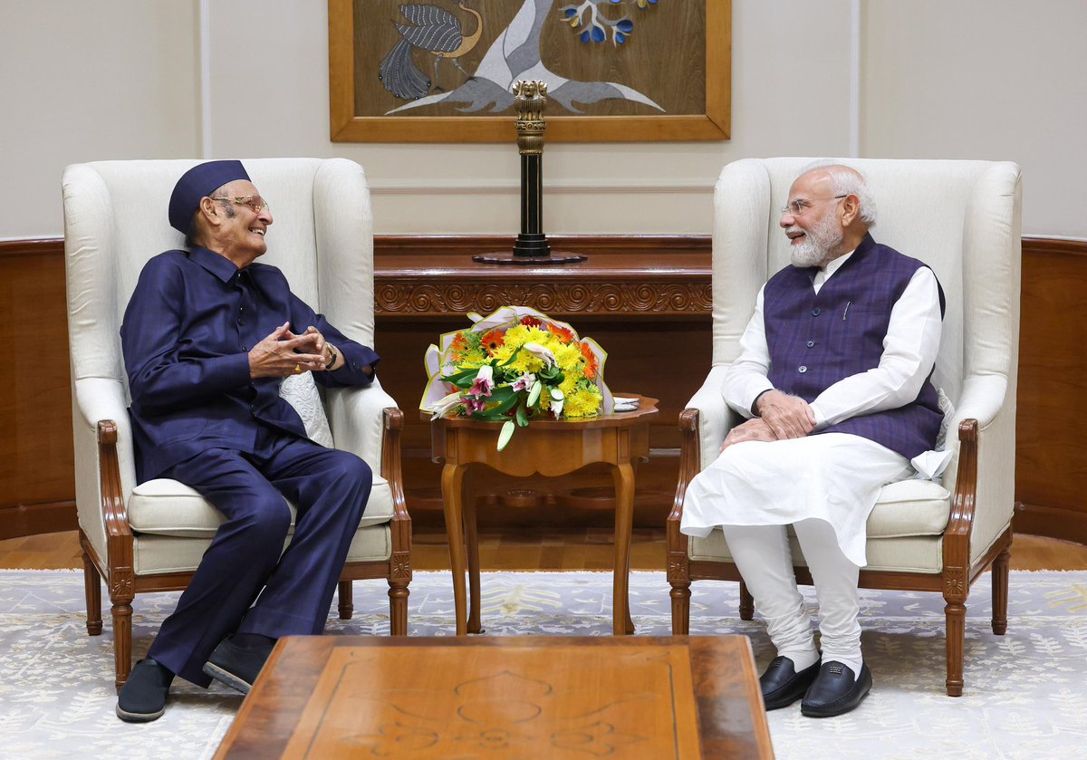 vikramaditya_JK's tweet photo. It was an honour to call on the Hon'ble Prime Minister, Shri Narendra Modi Ji, at his residence in New Delhi - all the more special in the presence of my esteemed father, Dr. Karan Singh Ji. We had the opportunity to brief the Hon'ble PM on various cultural and religious initiatives being undertaken by our organisations and institutions in Jammu & Kashmir.

@narendramodi 
@PMOIndia