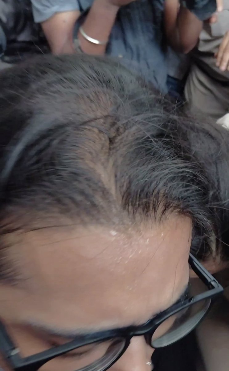 PrimalTIMELINE's tweet photo. Didi, Nahaya karo daily.. 
lady gandhi ke raste pe ho aap 😏🤣 https://t.co/NqTJAaNFZf