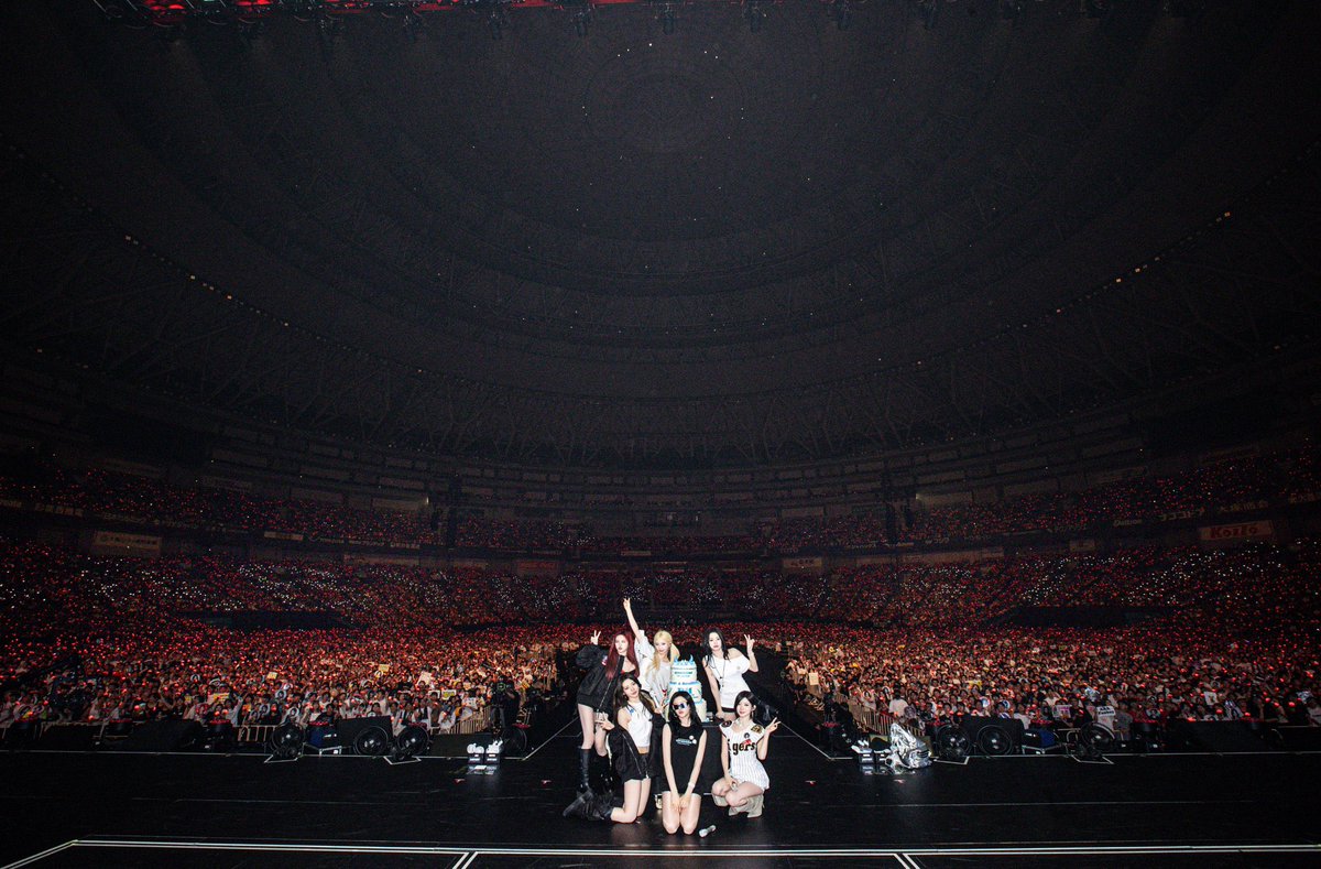 Pharieta's tweet photo. Thank you so much to every MONSTIEZ who joined us and made our Kyocera Dome Osaka performance even more unforgettable. Your love, energy, and endless support filled the entire venue with beautiful memories. Thank you for being part of this special moment with us. We love you. ❤️‍🔥 https://t.co/TuPvL2aAO9