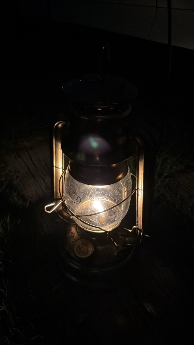 NatureStove's tweet photo. かれこれ2時間⏰庭でお月様タイム🌕
ビール🍺から始まり、いいちこ炭酸割り…何杯飲んだか忘れた。
＃そんな気分 https://t.co/7H0DdGMRSn