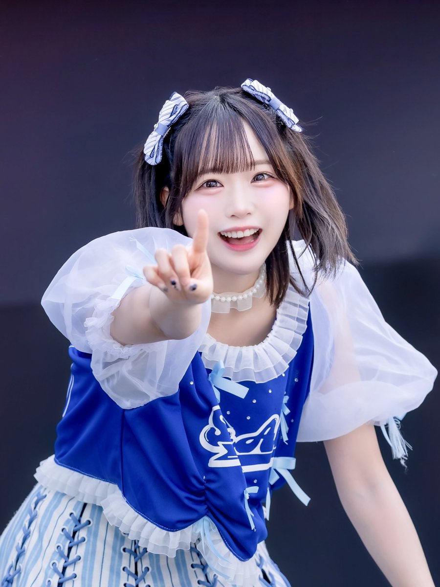 Saori_SwAl's tweet photo. 話題のカメコ指差しレス！！！！💯 https://t.co/NGmkn12cMj
