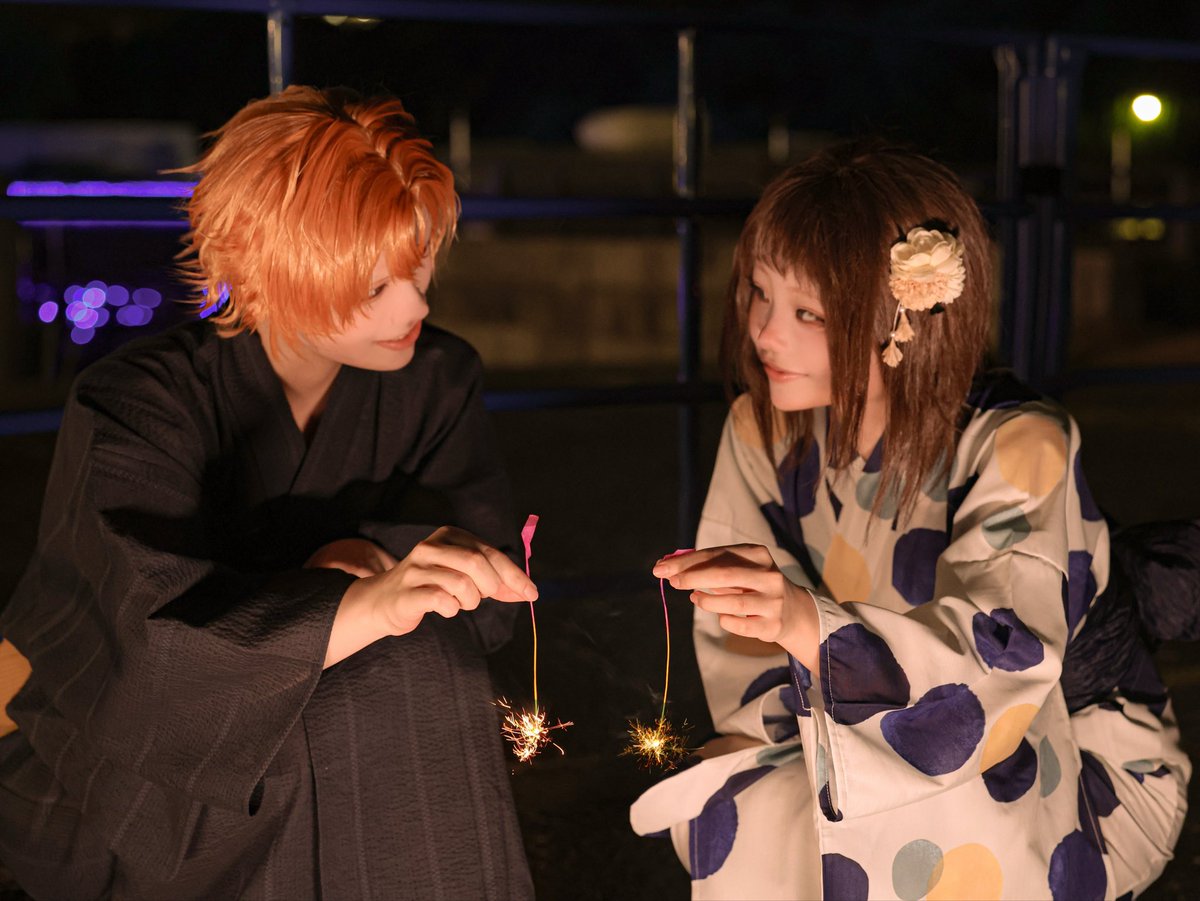 natsu_me_00's tweet photo. cos.HoneyWorks

　　　　　　　　『　線香花火　』
　
 #アコスタ万博夏まつり https://t.co/SJpknOsVBe