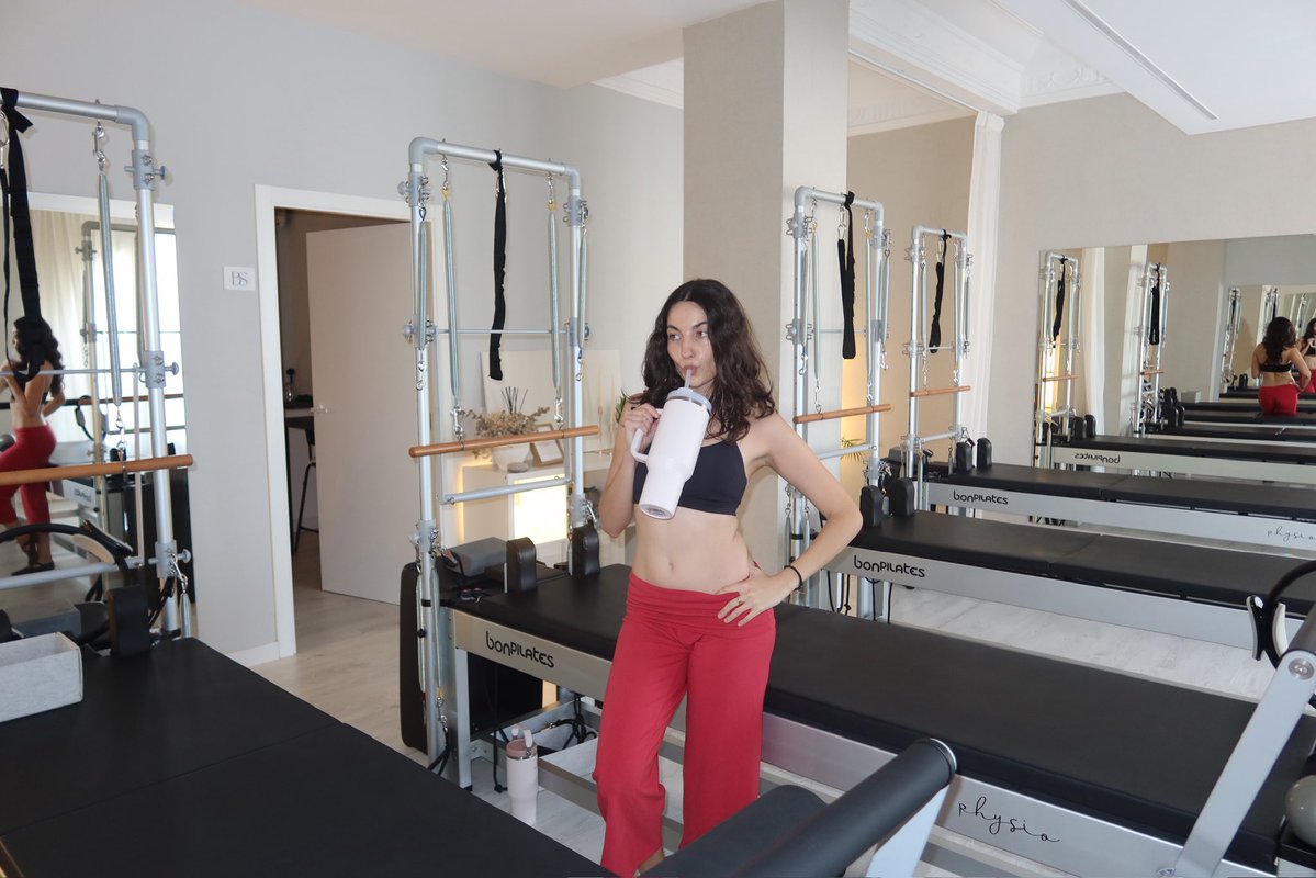 albaberenguerrr's tweet photo. Pilates, matcha y un contrato d trabajo como psicóloga sanitaria!!🏹💐 https://t.co/mVnPQehx9Y