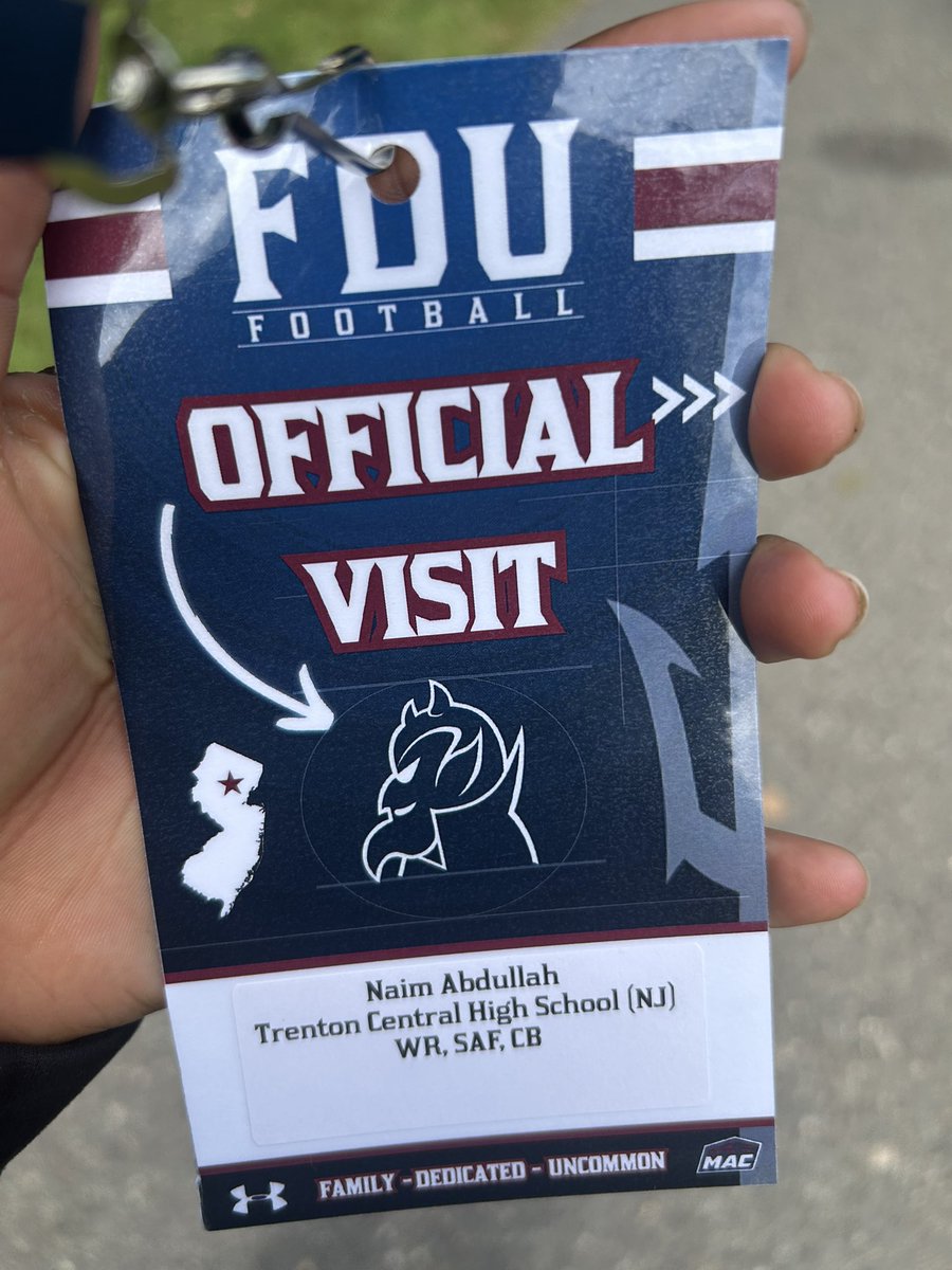 naimabdullah13's tweet photo. Wanted to thank @CoachWyattDB and @Coach_Rocco_ for having me out this past weekend cant wait to keep building the connection.💪🏾 https://t.co/7rbH2sYzGH
