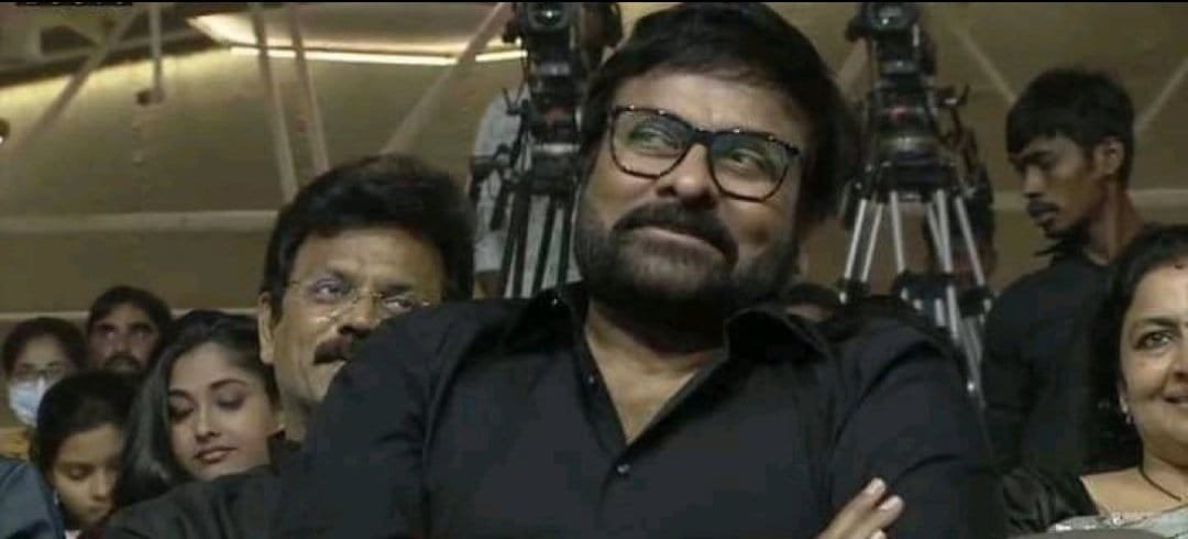 Rocky2k4's tweet photo. @Mbramesh_4005 Thokkedama voddu le 
Ekkudham 🏃🏃 https://t.co/FRiObiZeYY