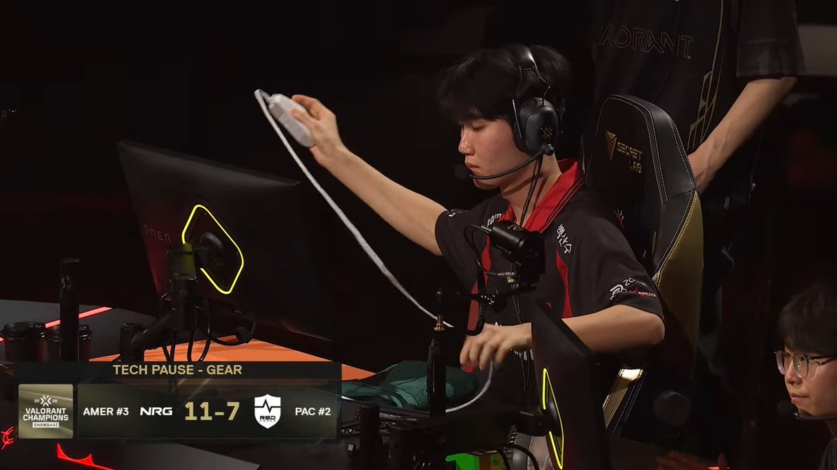 RocketBullets's tweet photo. Francis 🇰🇷, trexx 🇷🇺 and LewN 🇹🇷 have all reported problems with their PCs at VALORANT Champions

Quote from Francis 🇰🇷:

"'m personally disappointed that I couldn't properly showcase my skills in a tournament with such tremendous significance due to mouse and PC issues."

Quotes from trexx 🇷🇺:

"we still have issues with pc and mouse in the big 2026 crazy"

Quote from LewN 🇹🇷:

"I had a problem too, but we got out of it because we brought a spare mouse."

NOTE: All three players that reported issues were sitting on the same side of the stage.