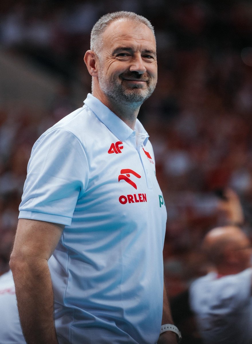 Jakub110Jakub's tweet photo. ❗️ ZA KADENCJI NIKOLI GRBICIA W OFICJALNYCH TURNIEJACH POD EGIDĄ FIVB I CEV: 

🔴: Mecz o brązowy medal. 
🟢: Finał turnieju. 
🟢: Finał turnieju. 
🟢: Finał turnieju. 
🔴: Mecz o brązowy medal. 
🟢: Finał turnieju. 
🟢: Finał turnieju. 
🔴: Mecz o brązowy medal. 
🟢: Finał turnieju. 
🟢: Finał turnieju. 

NIEPRAWDOPODOBNE. 

SIÓDMY FINAŁ ZA KADENCJI GRBICIA. 

Foto: @KLukawski
#gangłysego