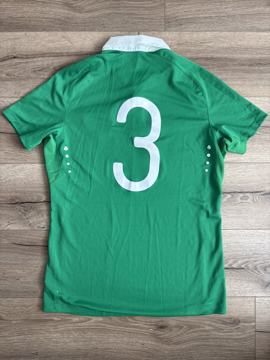 polmac7's tweet photo. Couple of Ireland underage player shirts for sale. 

Home shirt is a medium and away a large. 

£80 for the pair https://t.co/FCmDWJ2T0Z