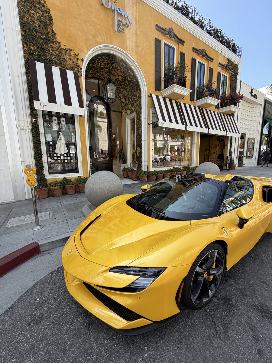 theailowcodelab's tweet photo. @AxiansGlobal and @OutSystems We love LA, especially the locals that joined us for the executive dinner at The Peninsula Hotels in Beverly Hills! Itβs all about your agentic future! #outsystems #aiappdevelopment https://t.co/6fOeM3uuRY