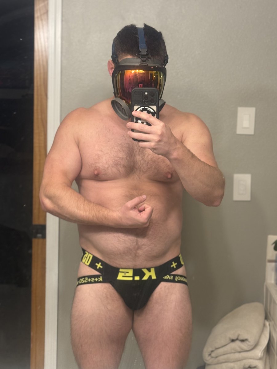 unworthyslutboy's tweet photo. See you all in San Francisco tonight ✈️
LOCKED AND JOCKED #lockedjock #chastitycaged #chastity #musclefag #musclegrowth #lockedjockhole
https://t.co/9zhXrvnlAj https://t.co/nhWPNXdIKU