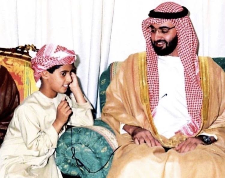 ae_wasl's tweet photo. صاحب السمو الشيخ محمد بن زايد آل نهيان و ابن اخيه الشيخ زايد بن حمدان بن زايد آل نهيان 🤍 https://t.co/ad5RWcK67y