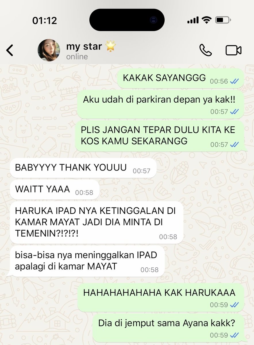stellawian's tweet photo. a dajeongz one tweet au

; sneak peek on Livian &amp; Selena universe that I'm currently working! alias kisah romantis bocah teknik dan kakak ntik koas <3 https://t.co/44dl0DldcW