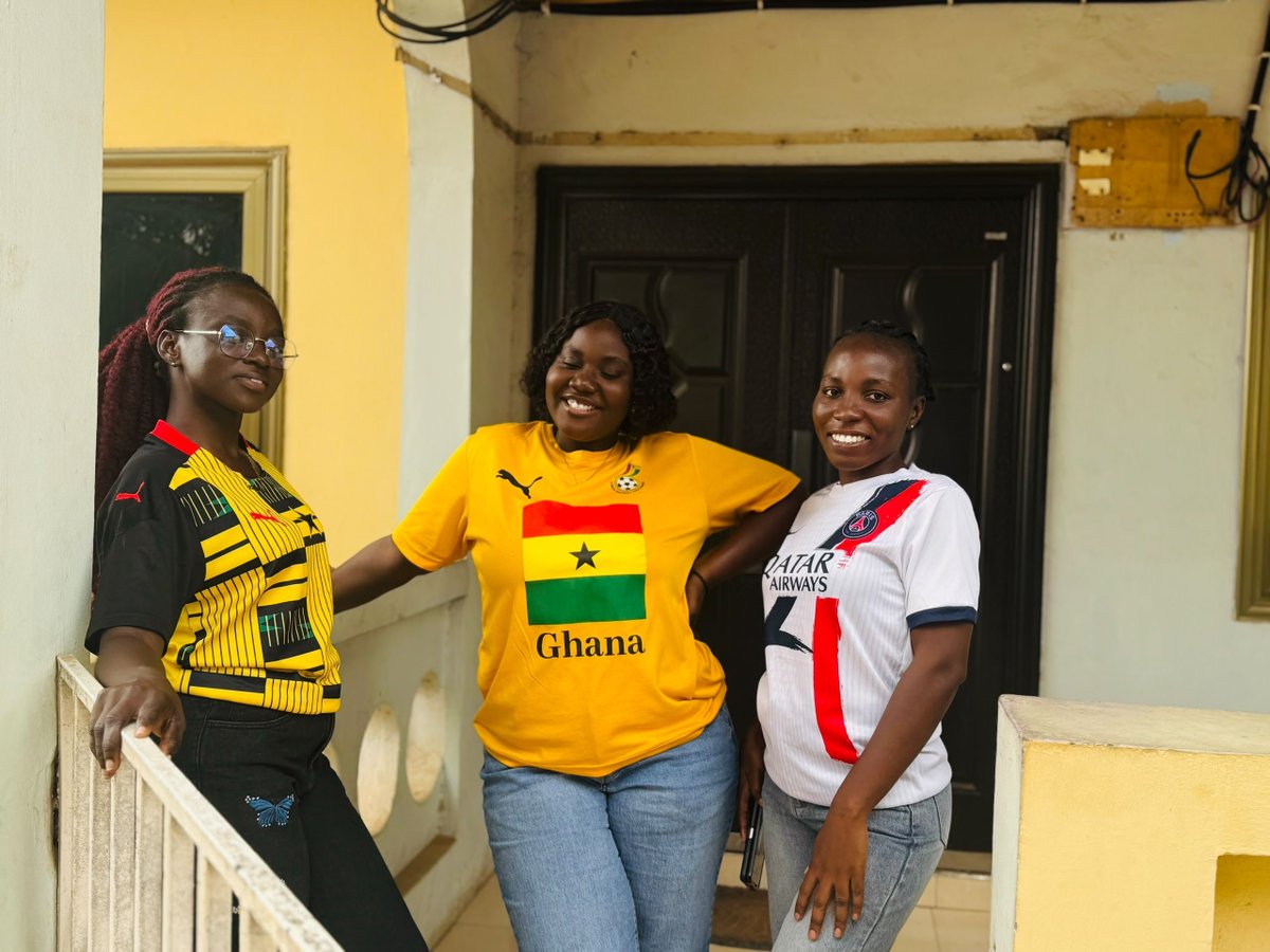 True_Monitoring's tweet photo. Different jerseys, same winning team! ⚽🔥 #RepYourJersey #Workandhappiness #JerseyDay #TeamTrueNorth https://t.co/mFC941iM9Y