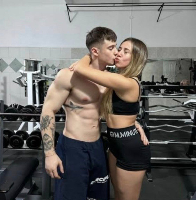 AtleeSpurgeon's tweet photo. Vídeos no telegram🔞
Corno V@Z0U namorada rabuda fitness casalzinho amador https://t.co/yLrJ0vuFoI