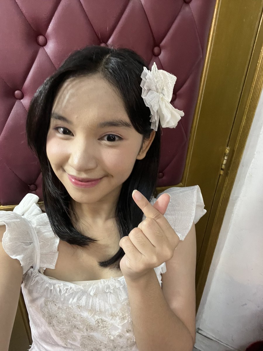 N_IntanJKT48's tweet photo. mau lebih banyak? subs pm kak https://t.co/na47nVfDgK