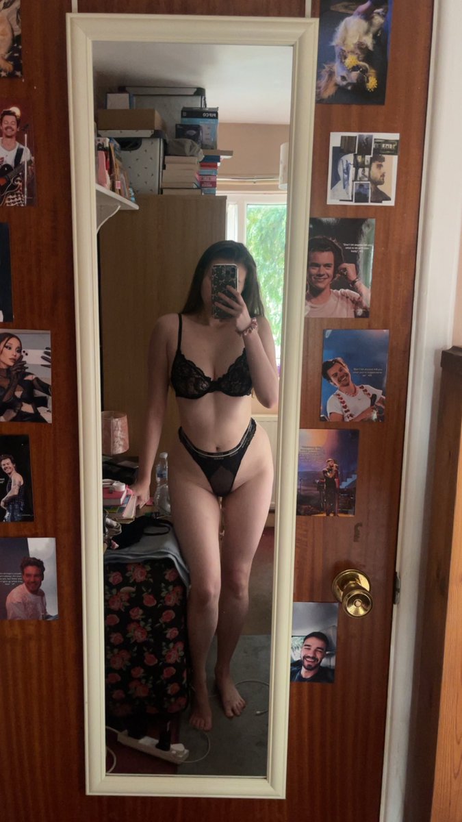 Beth930x's tweet photo. Who’s #buyingcontent 
I can live pic verify or voicenote 
Solo and bg content bundles available 
Come spoil me 😉🔥🌶️ https://t.co/U6hvO4ez4w