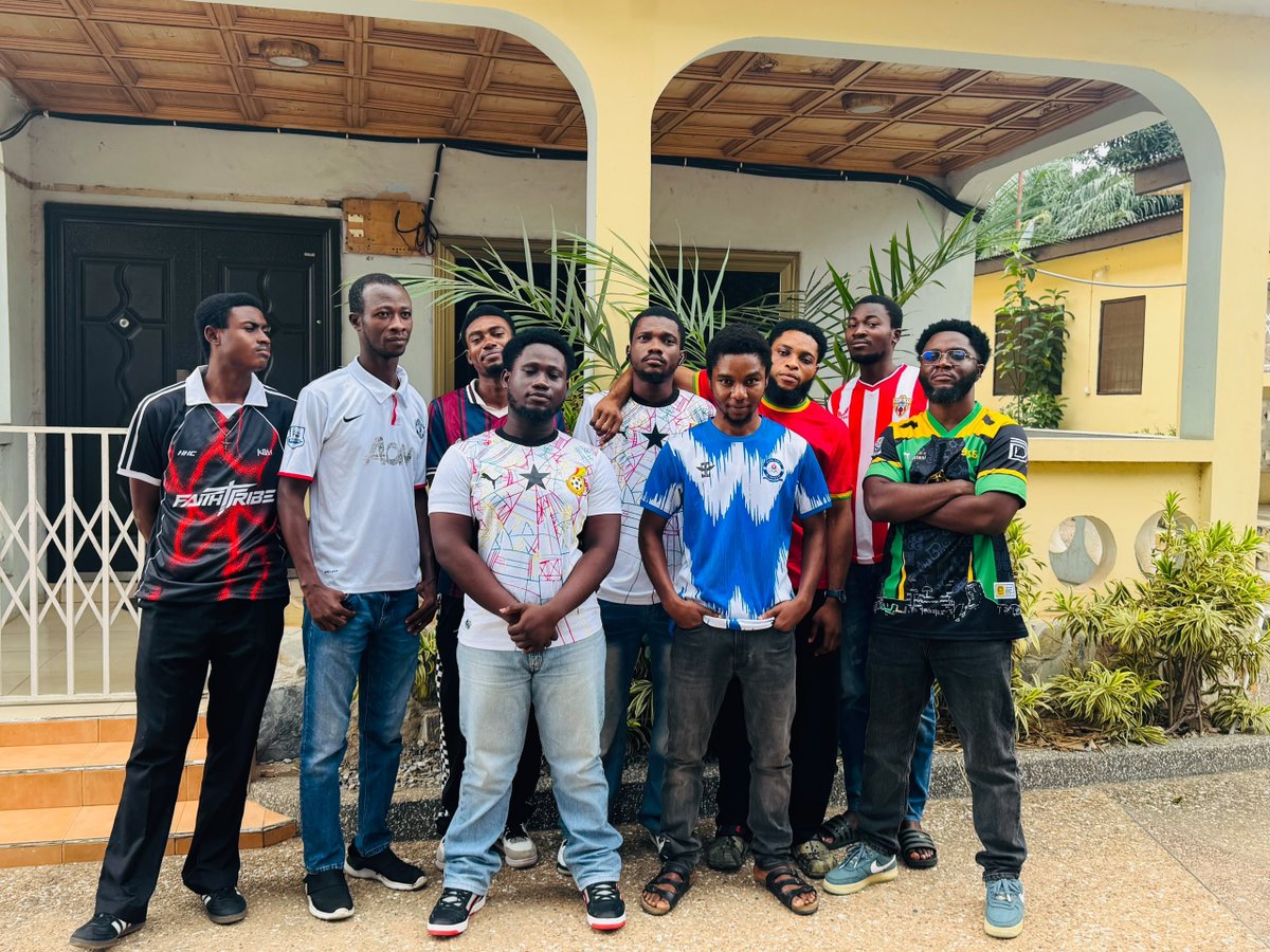 True_Monitoring's tweet photo. Different jerseys, same winning team! ⚽🔥 #RepYourJersey #Workandhappiness #JerseyDay #TeamTrueNorth https://t.co/mFC941iM9Y