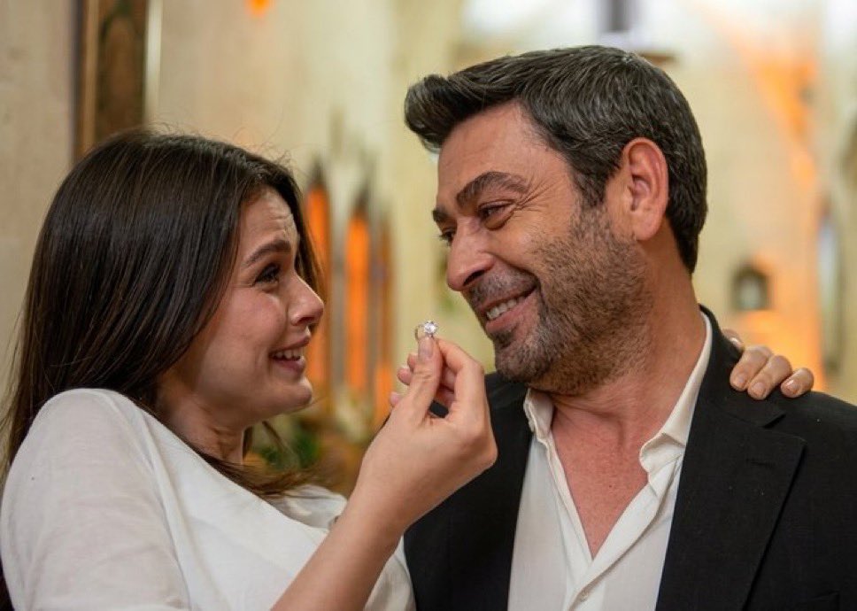 askmiiiiiiii's tweet photo. Sizzzz bu haldeydiniz ya bu halde 🥹

ne olmuş olursa CihAl’e böyle ihanet edemezsiniz NOKTA o masaya oturması bile İHANET onları öyle görecek olmamız bile İHANET bizim CihAl bu değil siliyor musunuz revize mi ediyorsunuz ne yapıyorsanız yapın şurada en çok seven ben bile biterim eski ben olmam bu kadar. 
@Uzaksehirdizi @lerenlale 
@cataykerem78