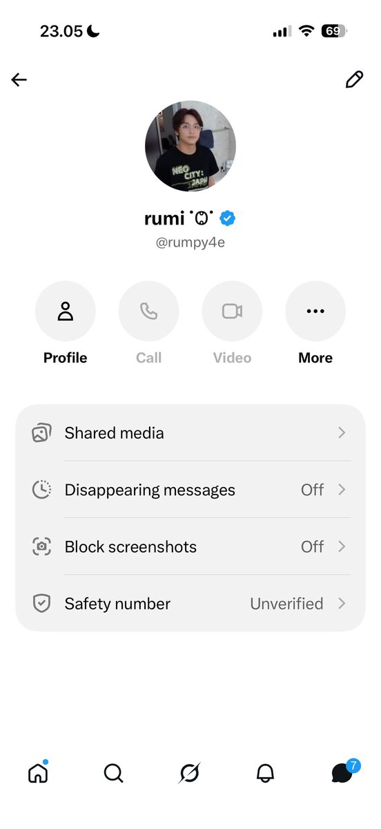 haelovelyyy's tweet photo. ‼️ SCAMMERS ALERT ‼️ 
semoga bantal lu selalu panas, kulit lu melepuh, gue gaikhlas ya duit gue lu bawa kabur!!! pake acara jual cerita sedih kankerlah apalah anj banget emang @rumpy4e gabakal gue maafin lu dunia akhirat!!!! rot in hell lu ya ruminah!!! udh gue laporin ojk! https://t.co/CGuQiKfyIc