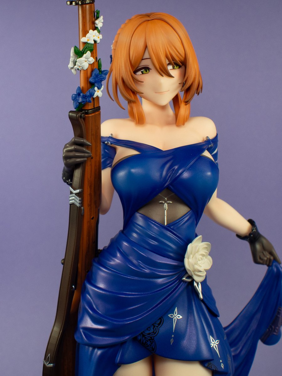 itakomai's tweet photo. ドールズフロントライン2：エクシリウム スプリングフィールド 灯下の女王Ver. （コトブキヤ）
ドルフロ2版のドレス衣装の春田さんのフィギュア

コトブキヤ特典の顔の方が好みだったので、そちらからです
#ドルフロ2 https://t.co/X7qRuE1tkx