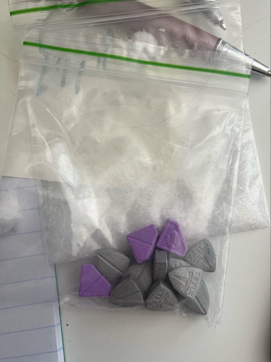 cookiemonsta069's tweet photo. holy shit #drugtwt https://t.co/rTkpEFEGth