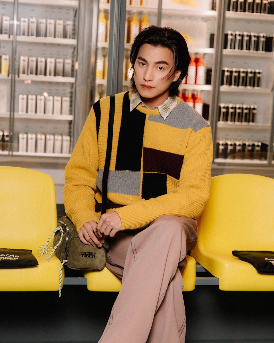 HeartofGulf_TH's tweet photo. IG​ update​ : onitsuka​tiger​th

ONITSUKA TIGER SS27 FEAT GULF
#OnitsukaTigerSS27xGULF
#OnitsukaTigerSS27
#OnitsukaTiger
#GulfKanawut ​#MFW @OnitsukaTiger @gulfkanawut https://t.co/DKj6Qulr65