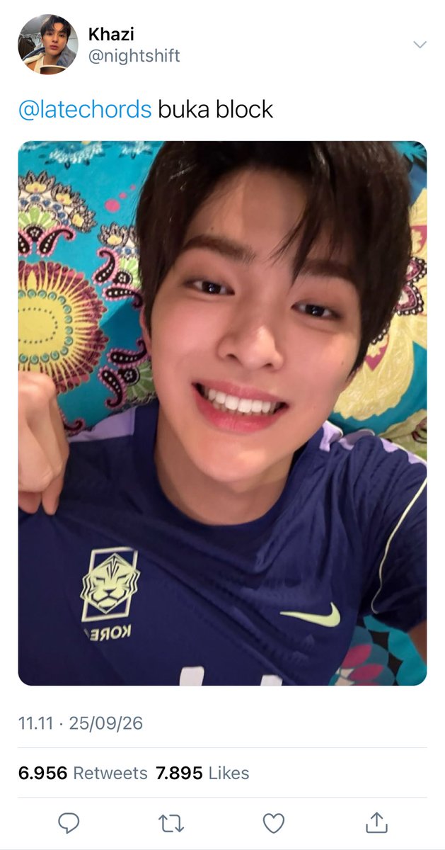 soundersh's tweet photo. #Keonhyeon au

: khazi si cowo fisip yang temennya dimana mana lagi nyoba deketin izzam, si cowo teknik yang temennya itu itu doang https://t.co/eHKhFA0VJW