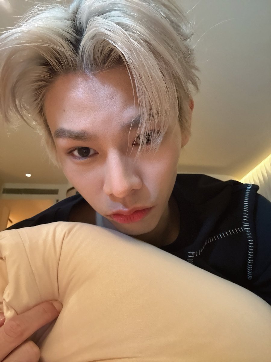 milk2may's tweet photo. แวนเส้า
THE CROW CLUB EP2
#อีกาสมาคมEP2 https://t.co/ZGOQfVFgrn