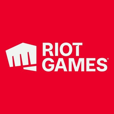 WumpusCentral's tweet photo. Discord is working on a new Riot Games perk that could bring free Riot Credits to Nitro subscribers.

A backend promo card named "riotCreditCampaign" has appeared in the Nitro Rewards tab. Early data points to a one-time redeemable code with an expiration timer.

The reward will only be available to full Discord Nitro subscribers. Nitro Basic and Classic users will be excluded.

The feature is still in early testing with placeholder text. Official details, supported games, amounts, and dates are subject to change.